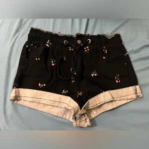 Short pants